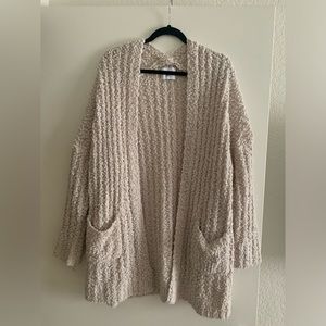 Carlyjean Los Angeles sweater size small/medium. Super cozy!